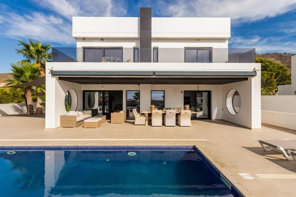 Villa In فينيسترات المظهر الخارجي الصورة