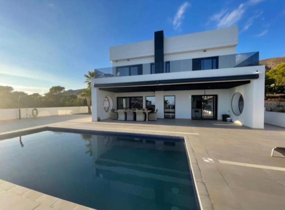 Villa In فينيسترات المظهر الخارجي الصورة