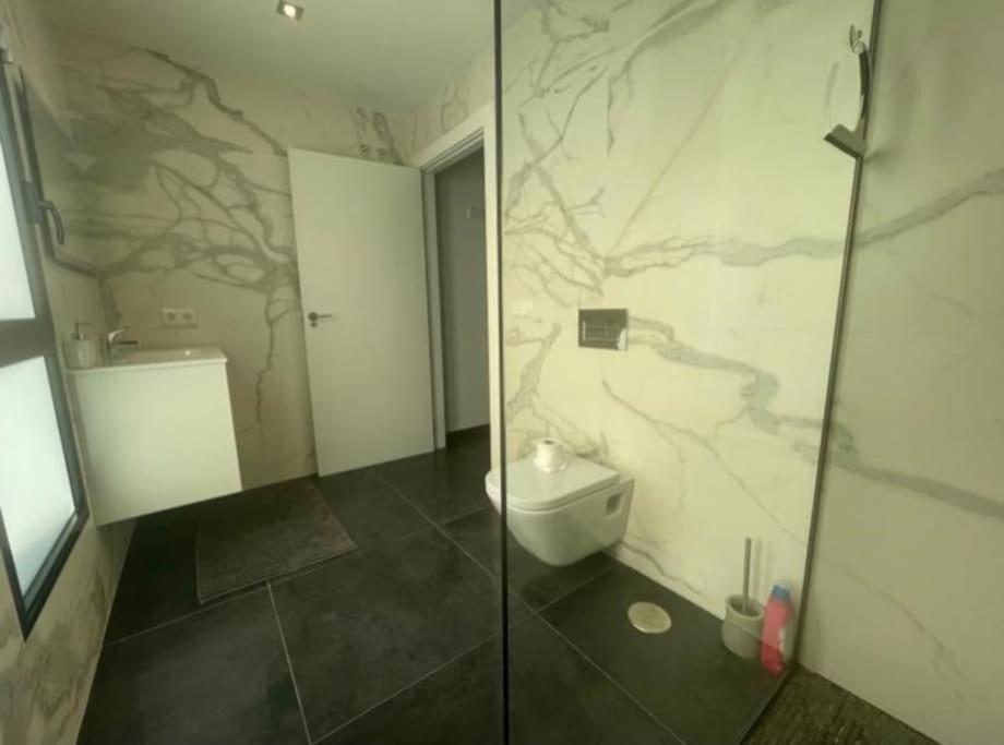 Villa In فينيسترات المظهر الخارجي الصورة