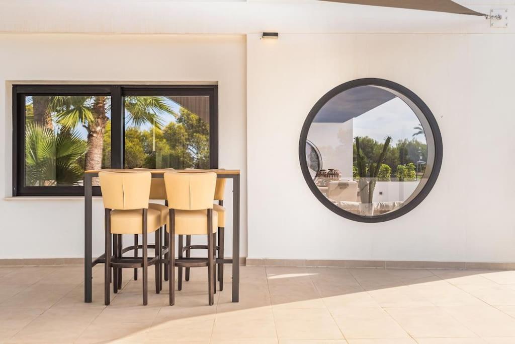 Villa In فينيسترات المظهر الخارجي الصورة